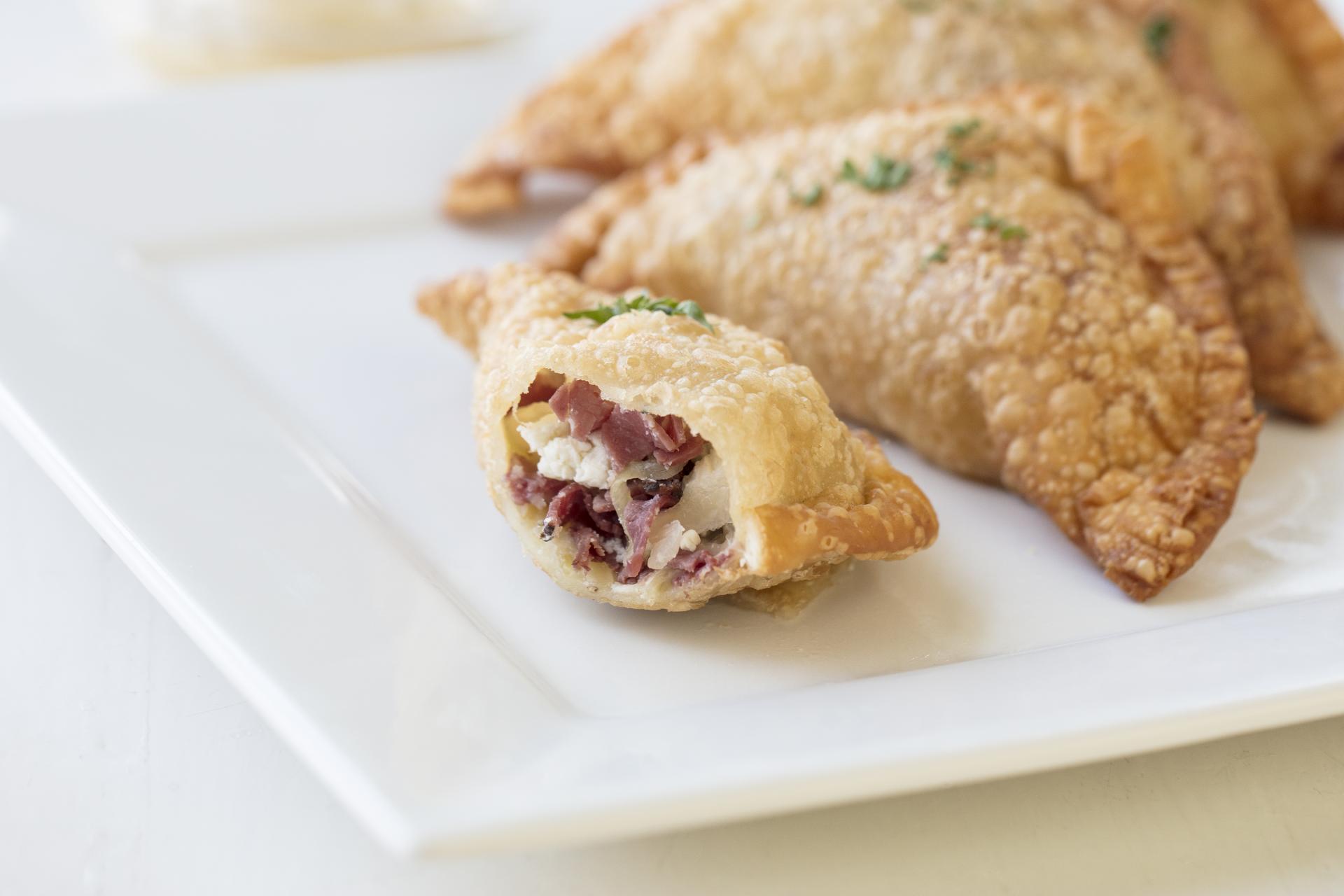 Reuben-Style Fried Wontons with Truffle Tremor®